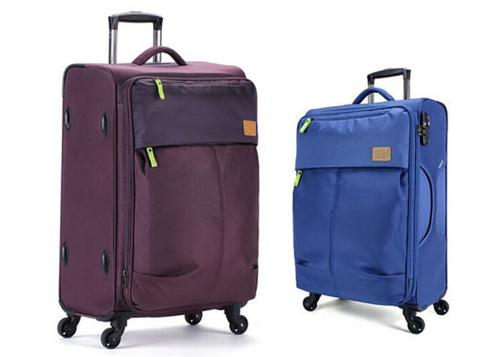 Ultralight Nylon travel luggage set with aluminium retractable trolley and external skate wheels